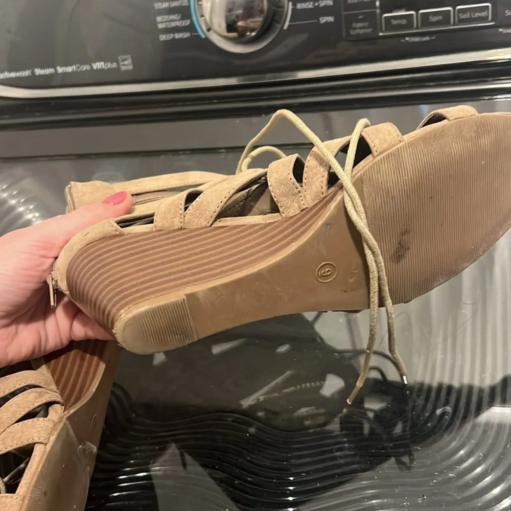 Sandals. Gently worn accepting offers size 9